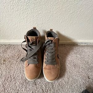 Ecco soft tred women’ boot 8.5